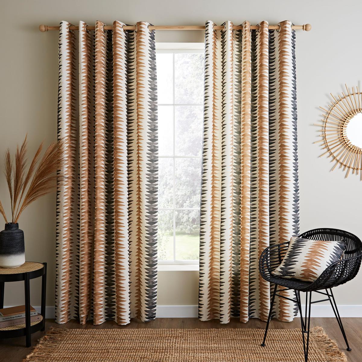Global Stripe Cushion Camel – image 2