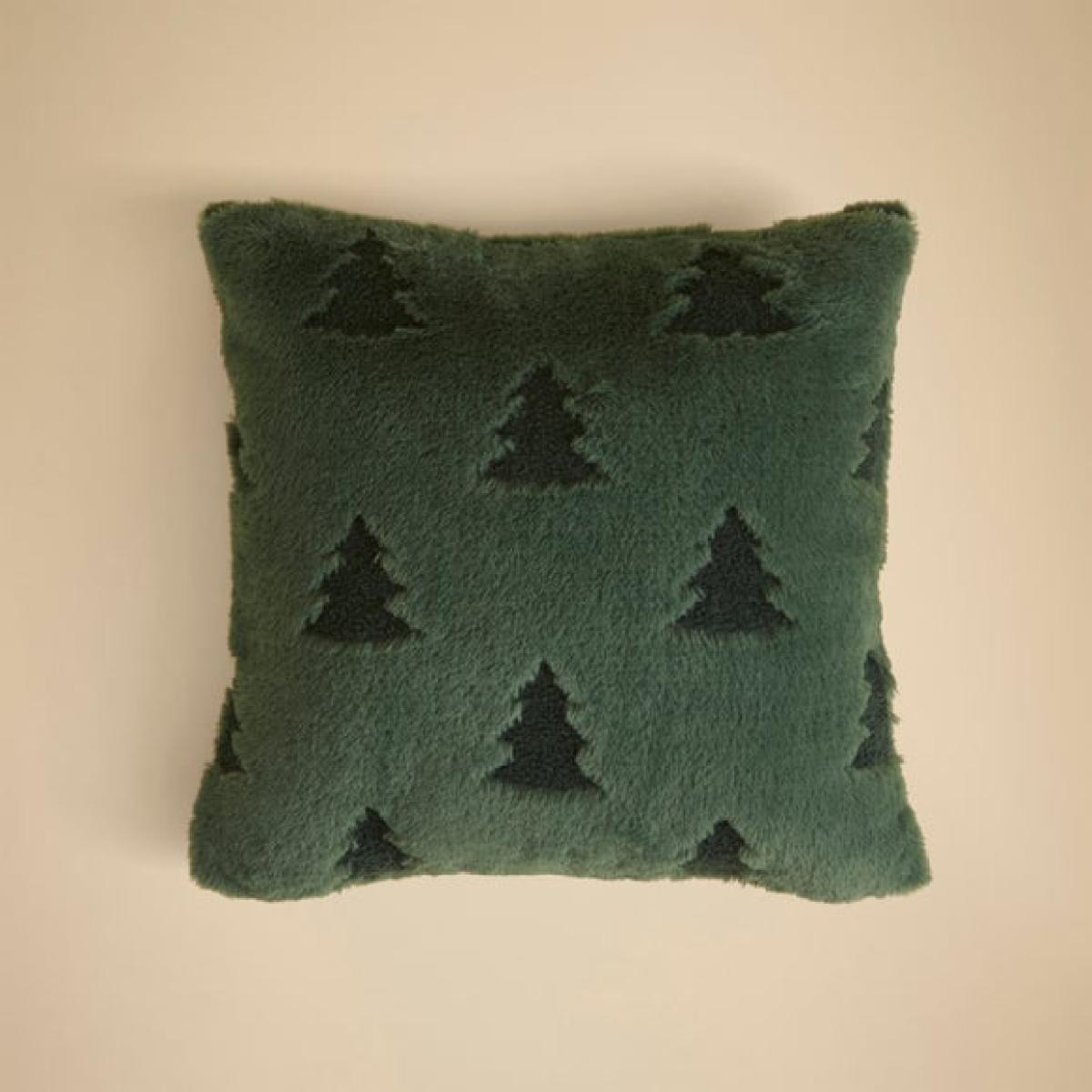 Faux Fur Green Christmas Tree Cushion – image 2