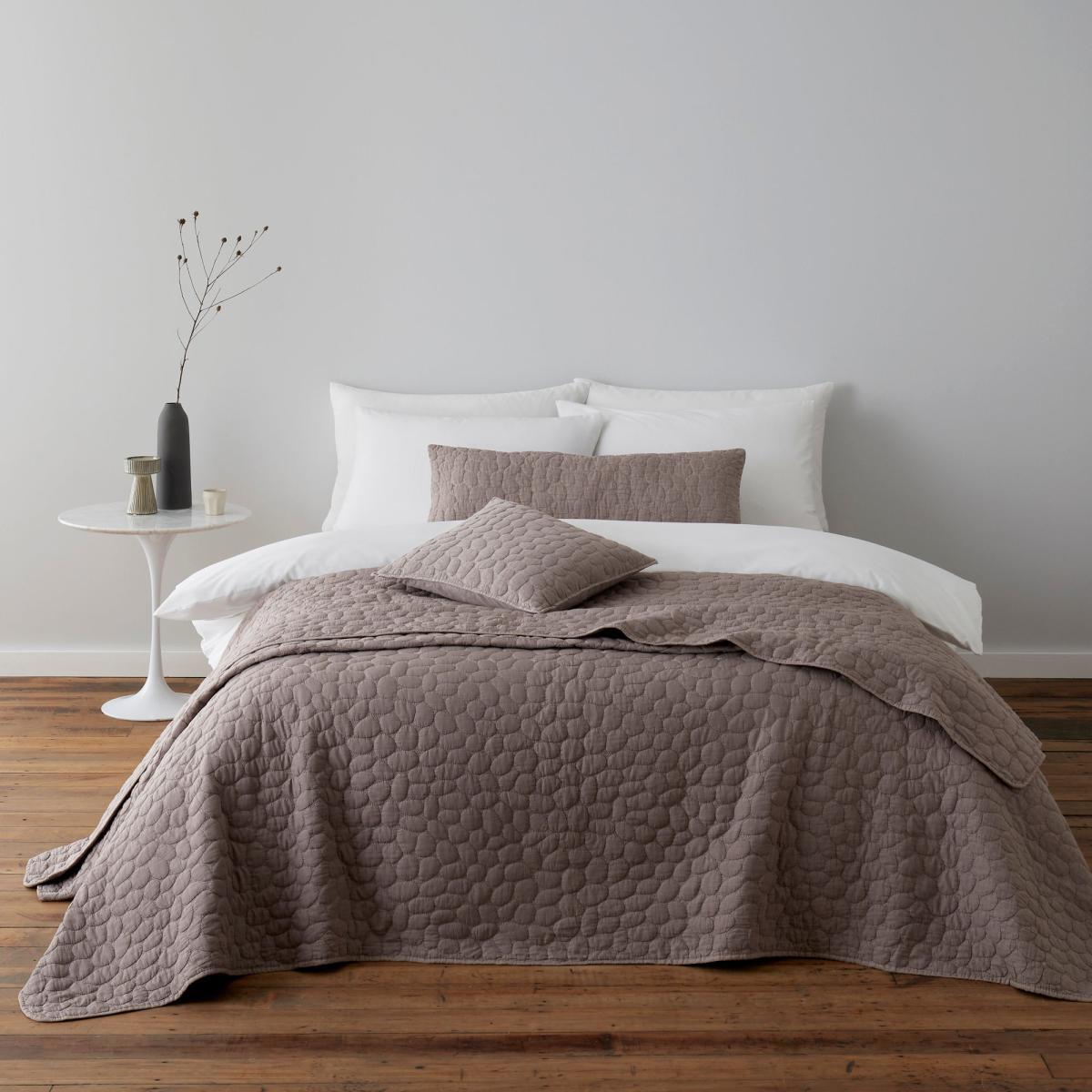 Pebble Quilted Cushion Blue – image 2