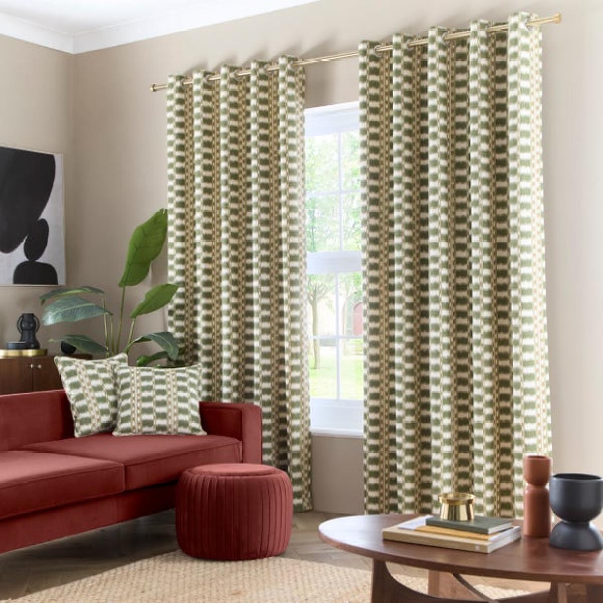 Avis Stripe Square Cushion – image 2
