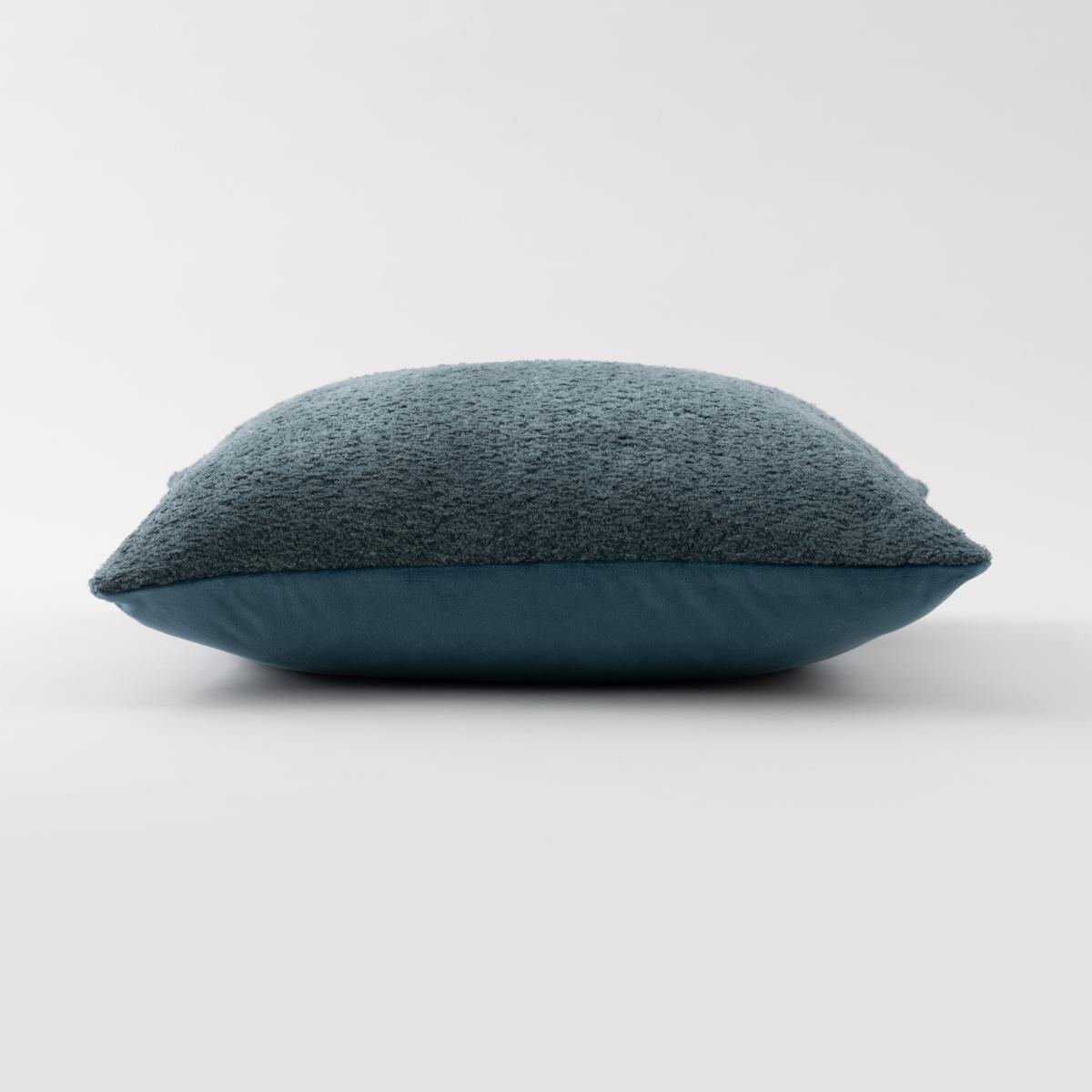 Bowen Boucle Cushion Pacific Blue – image 3