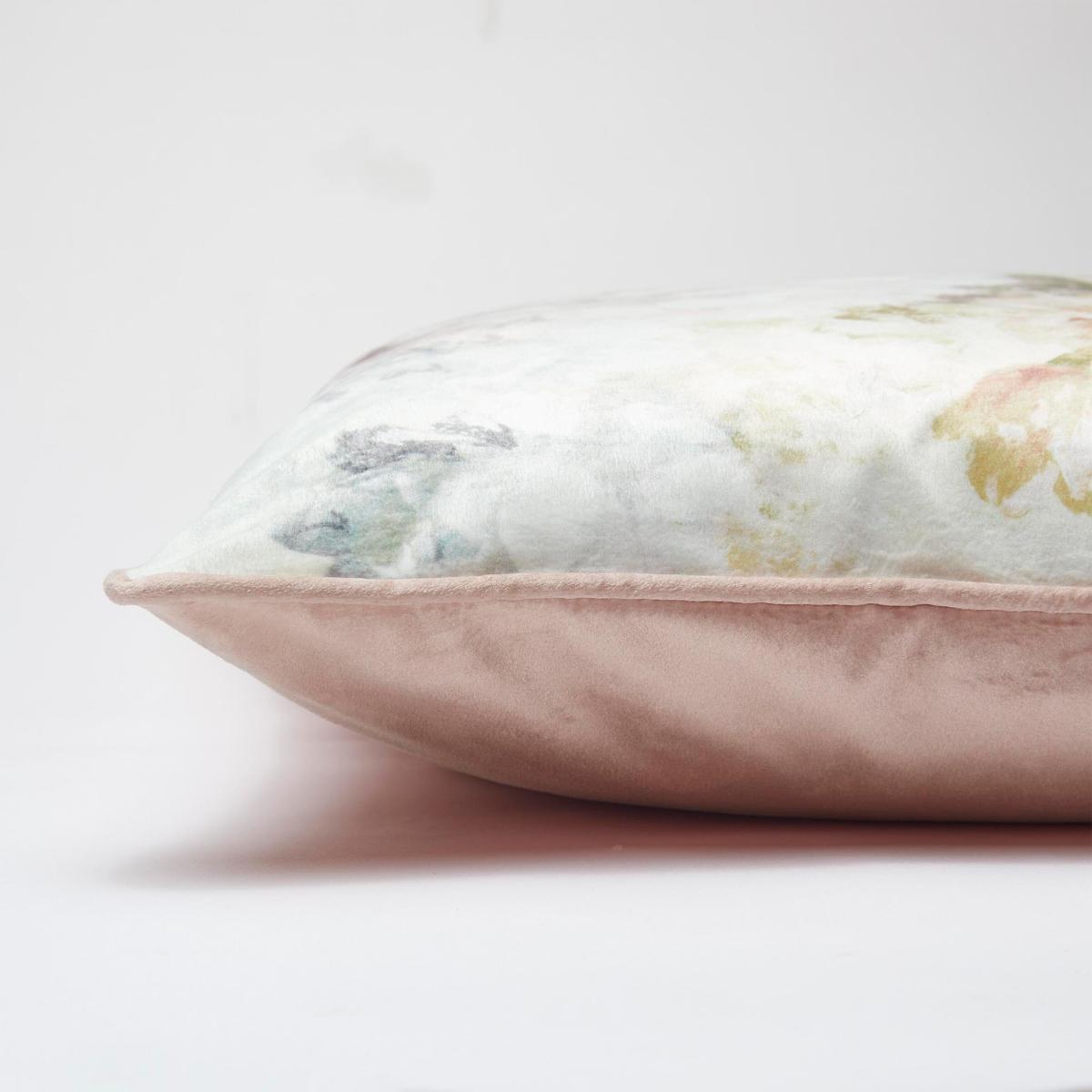 Holly Willoughby Dramatic Bloom Cushion – image 2