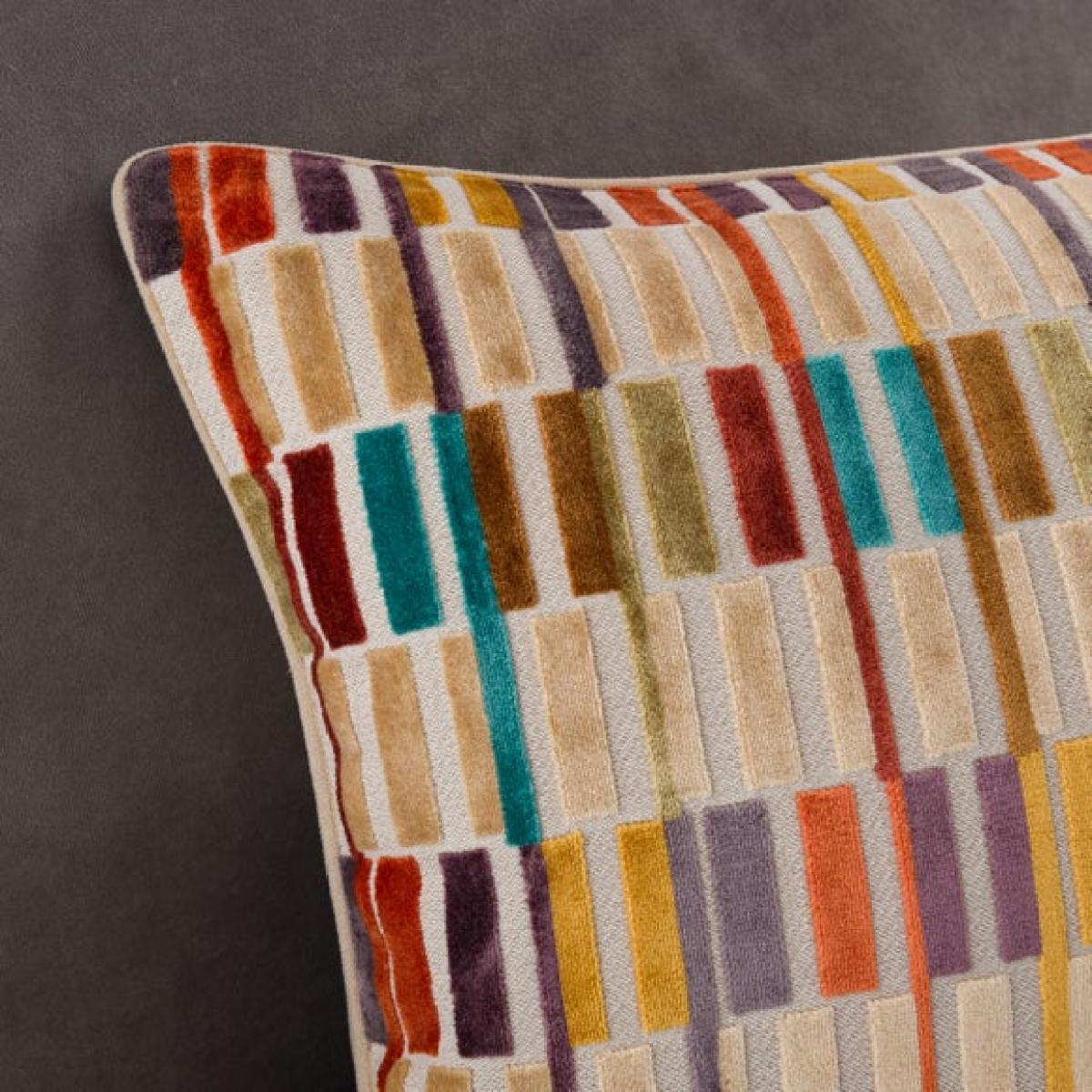 Pelosa Cut Velvet Rectangular Cushion – image 6
