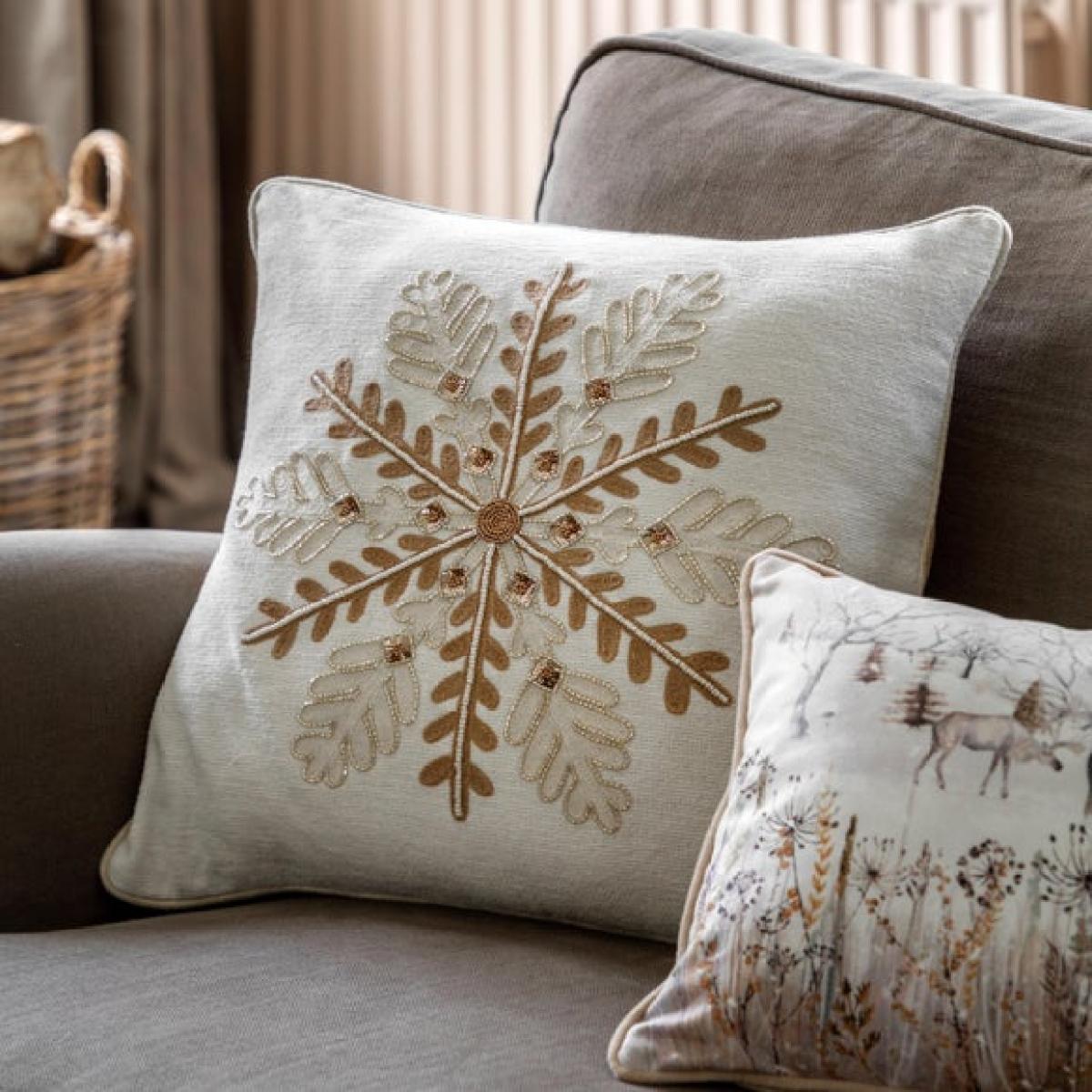 Snowflake Square Cushion – image 1