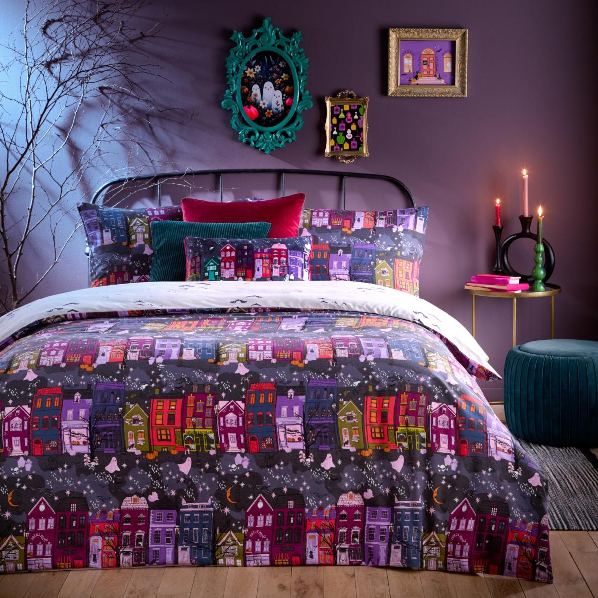 Creepy Town Rectangle Cushion Charcoal (Grey) – image 7