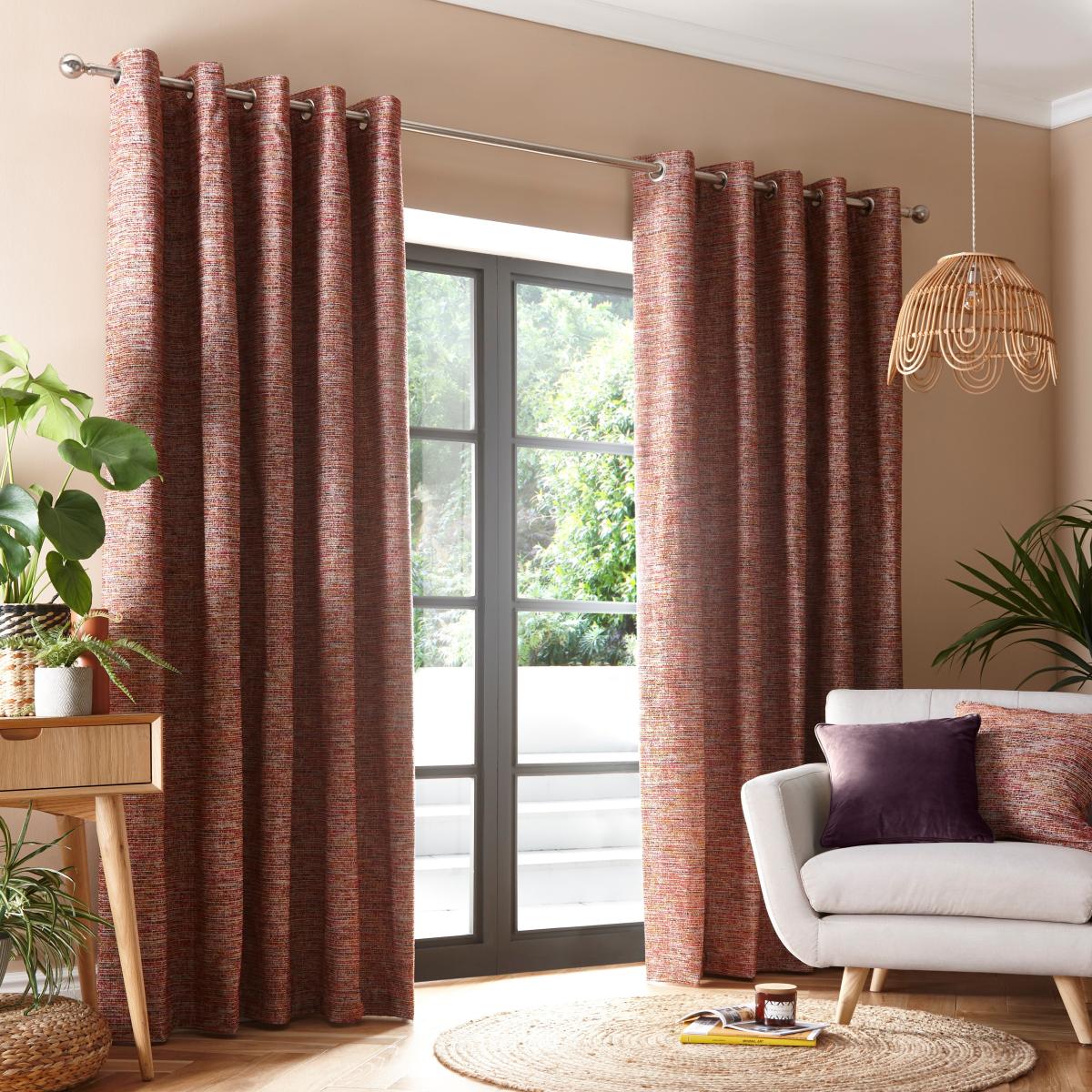 Kala Red Cushion Red – image 2