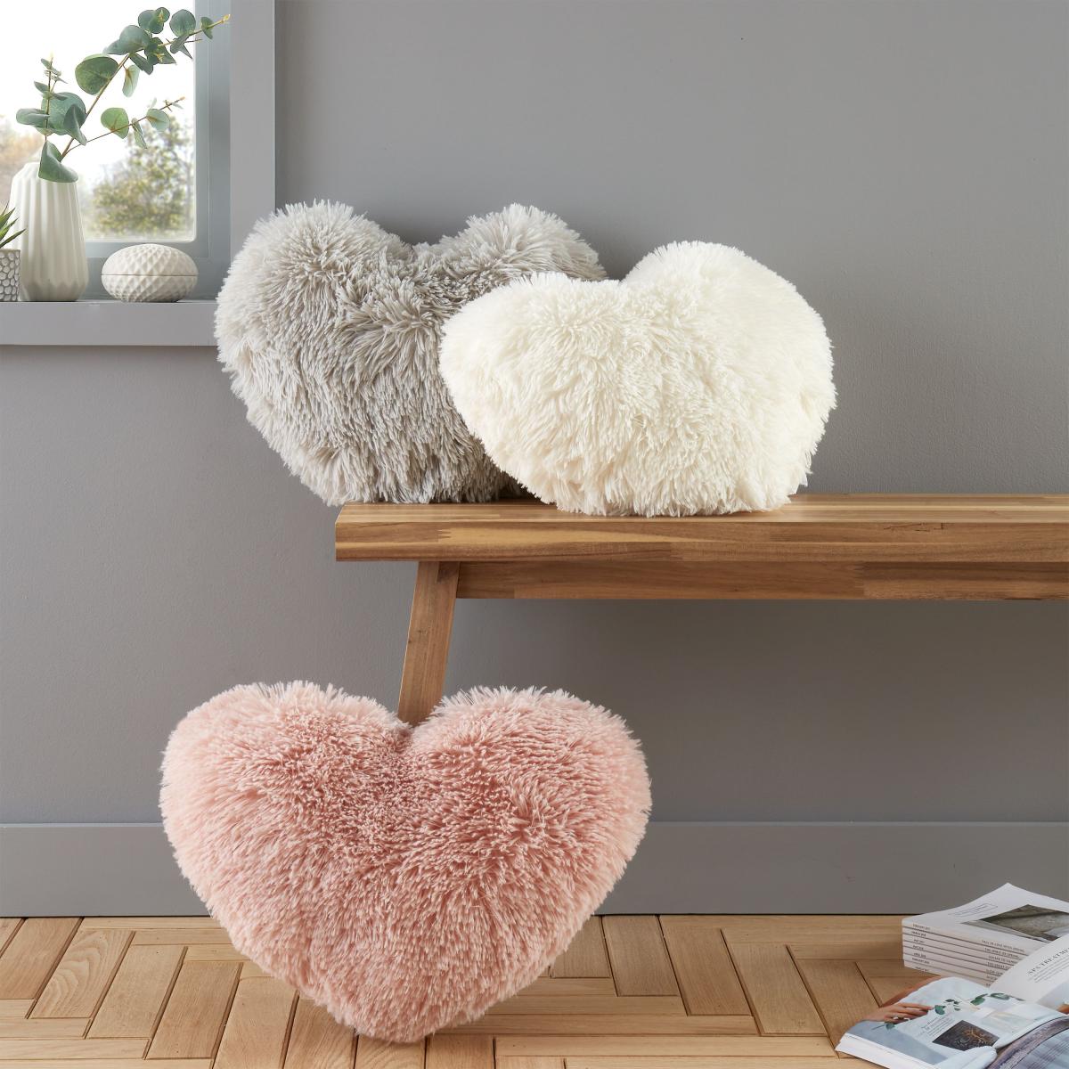 Catherine Lansfield Cuddly Heart Cushion – image 5