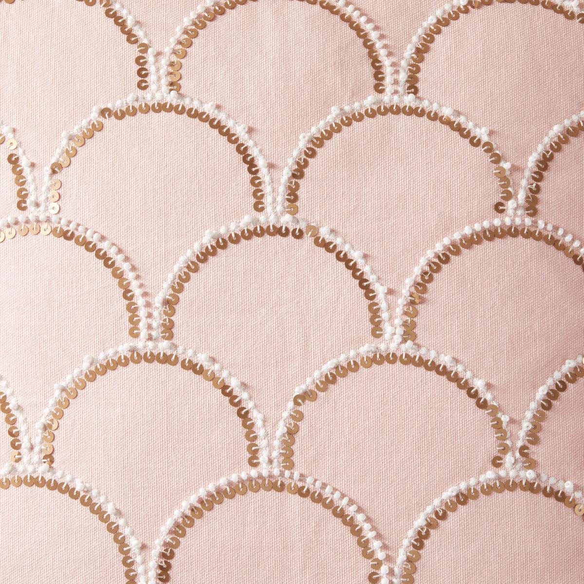 Beaded Scallop Cushion Pink – image 3