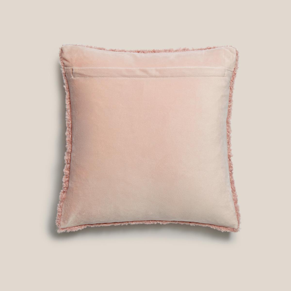 Wool Look Cushion Pink – image 3