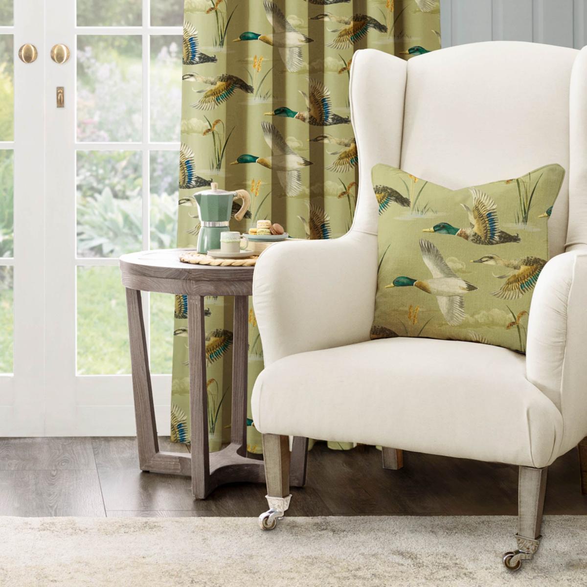 Mallards in Flight Square Cushion Green – image 1