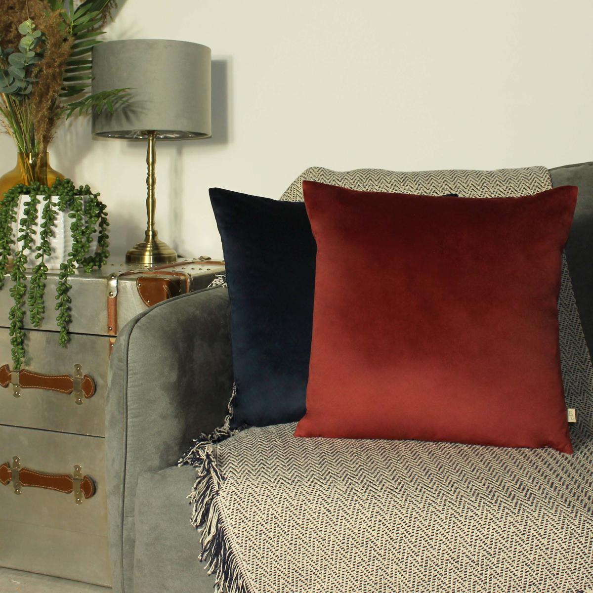 Evans Lichfield Opulent Velvet 2 Pack Cushions Midnight Blue/Sunset Orange – image 4