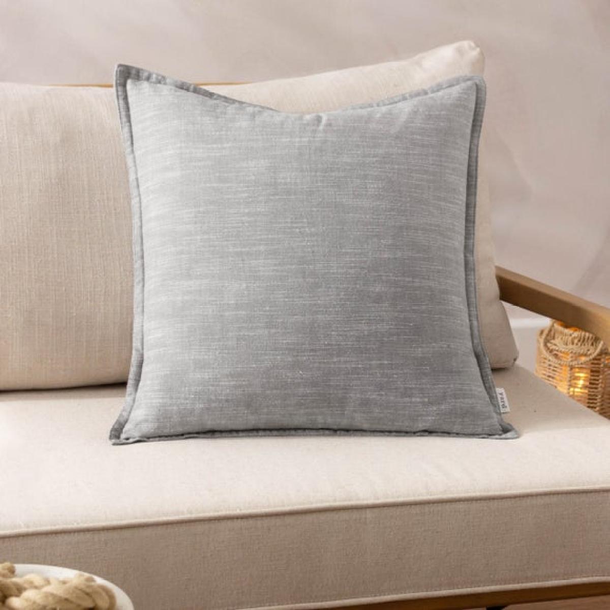 Yard Torresmen Cotton Square Cushion – image 1
