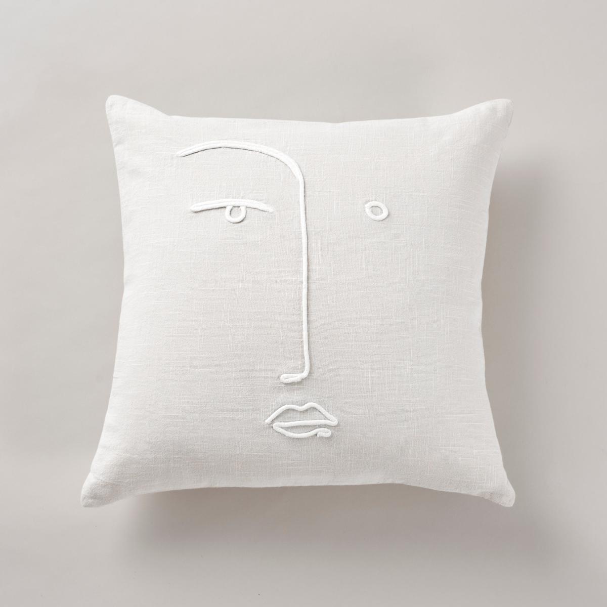 Tufted Face Cushion White – image 2