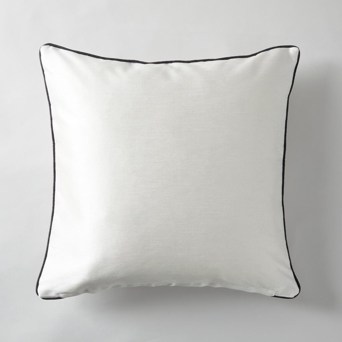 Mono Curves Cushion Ivory – image 3