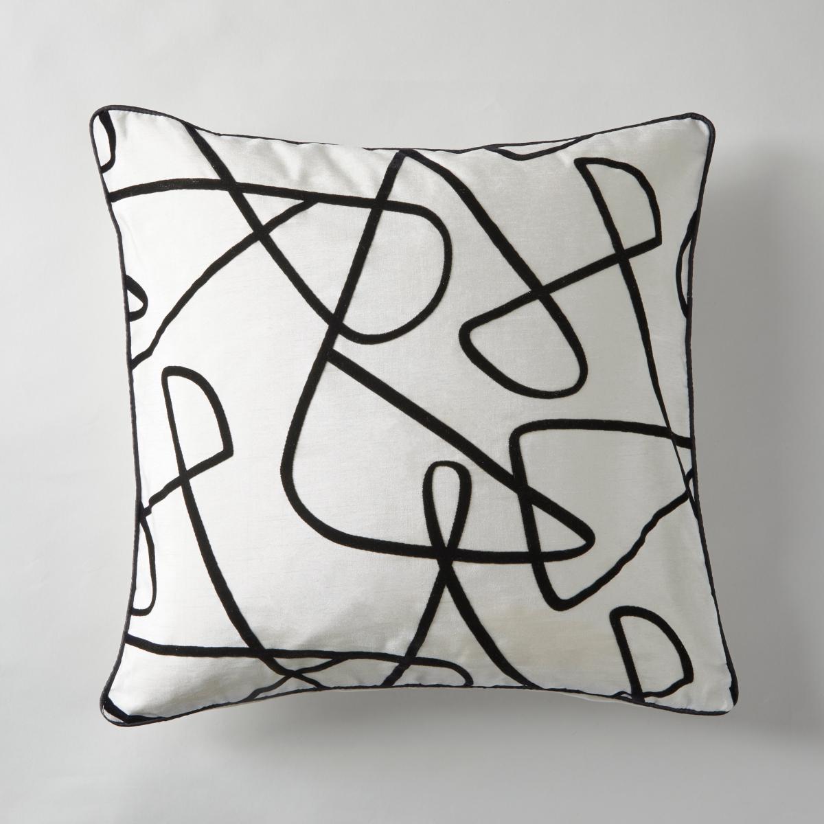 Mono Curves Cushion Ivory – image 1
