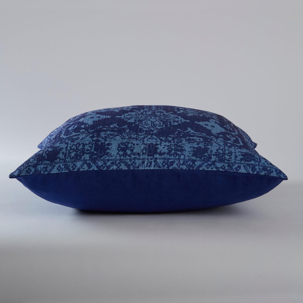 Oriental Navy Pattern Printed Cushion Navy – image 3