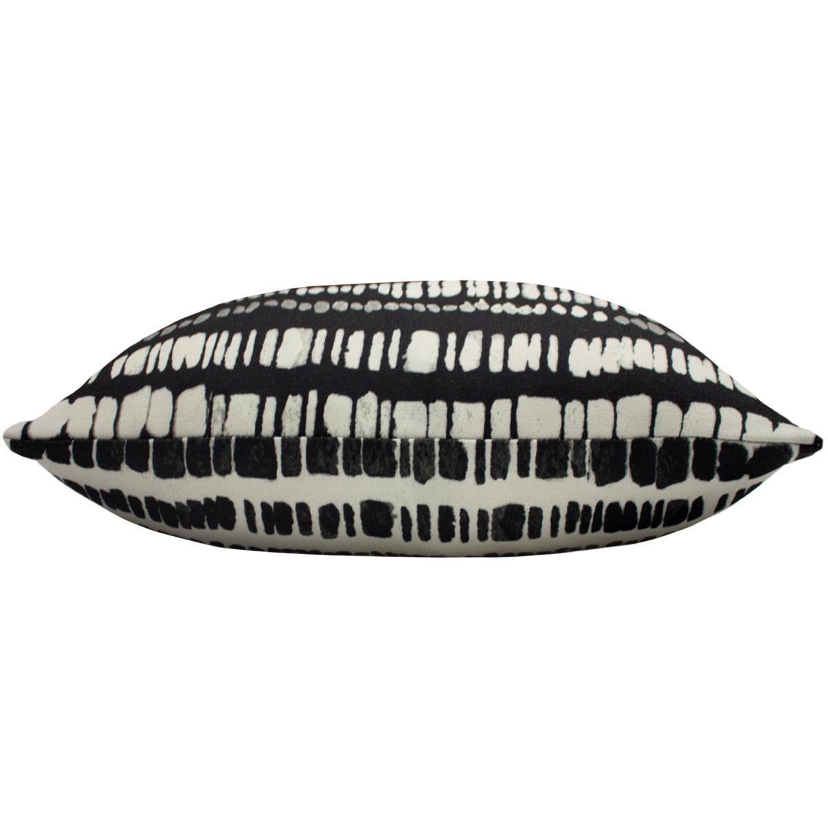 Brushstrokes Cushion Monochrome Black and white – image 3
