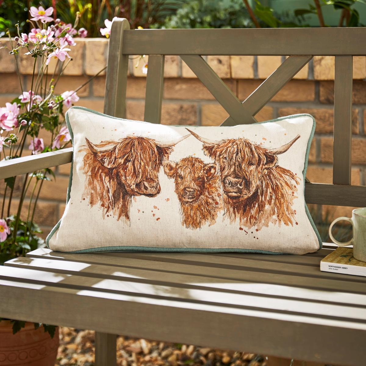 Highland Cow Family Outdoor Rectangle Cushion – image 1