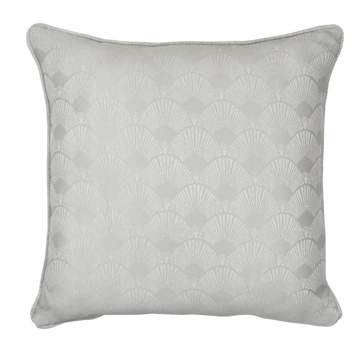 Tiffany Cushion Silver – image 2