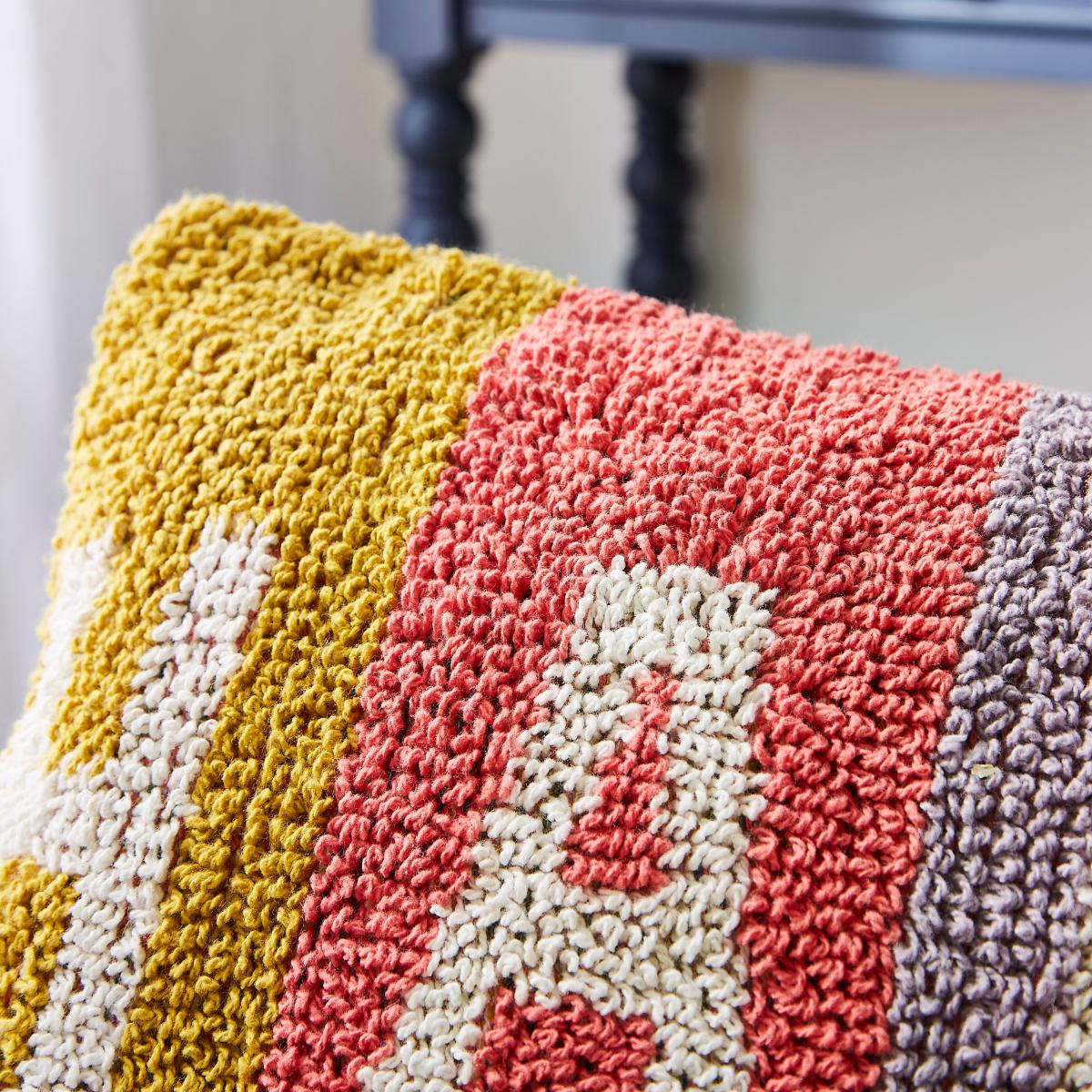 Circular Knit Happy Cushion MultiColoured – image 6