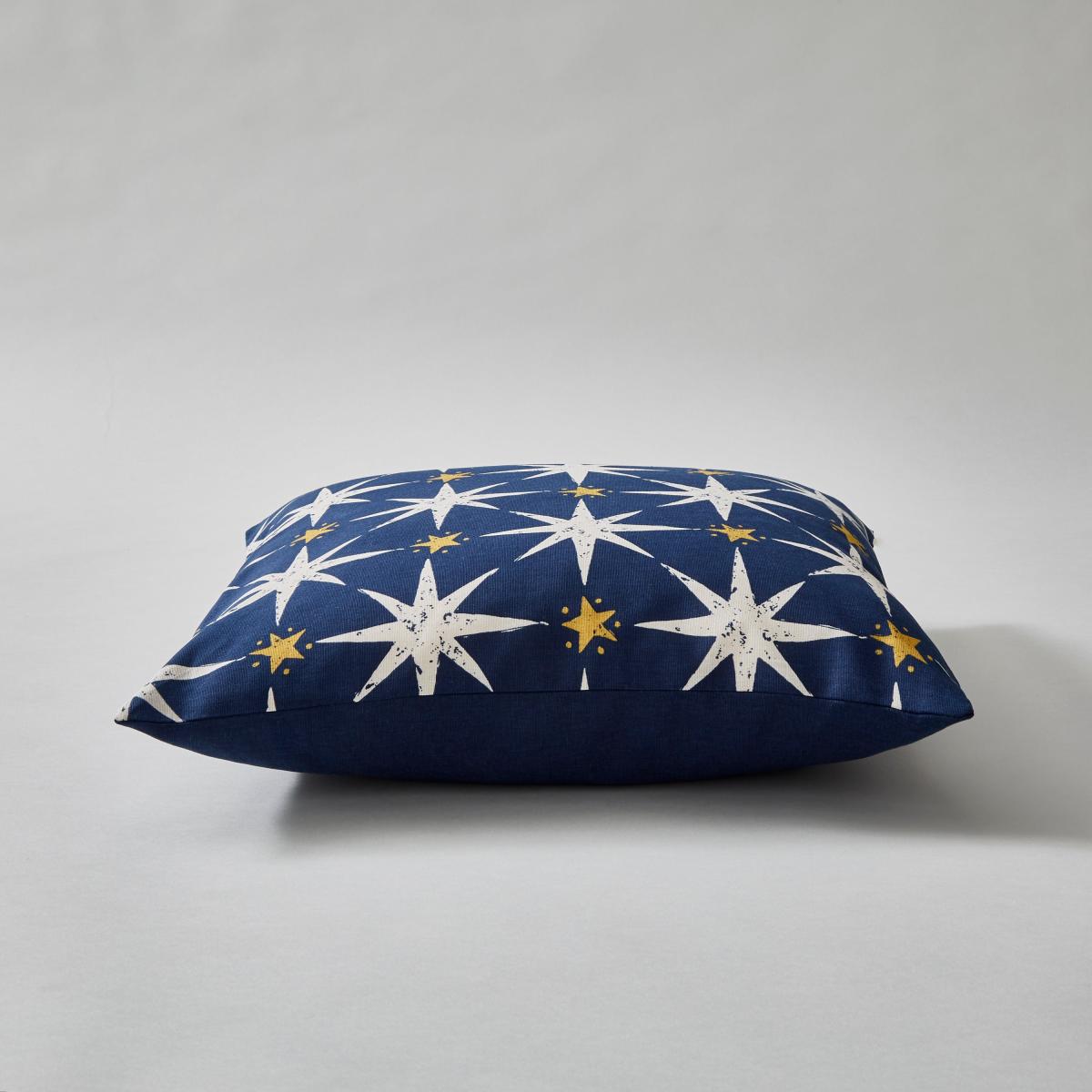 Printed Star Cushion Navy – image 4