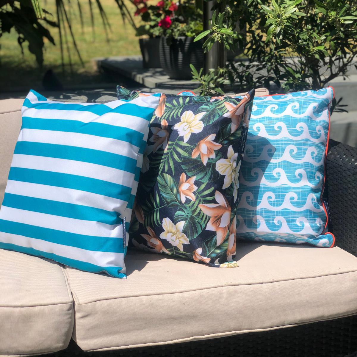 Coast Blue Water Resistant Outdoor Cushion Blue and White – image 6