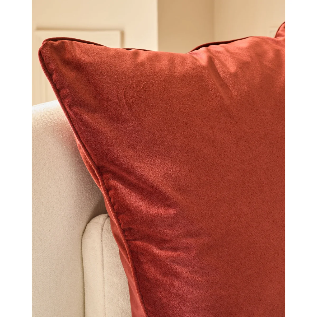 Luca toffee red large cushion – image 5