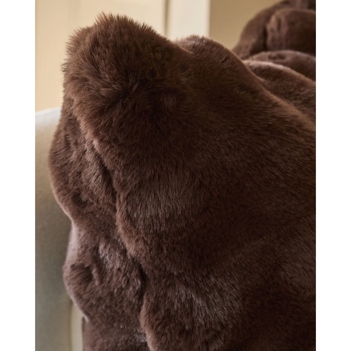 Nova chocolate large cushion – image 4