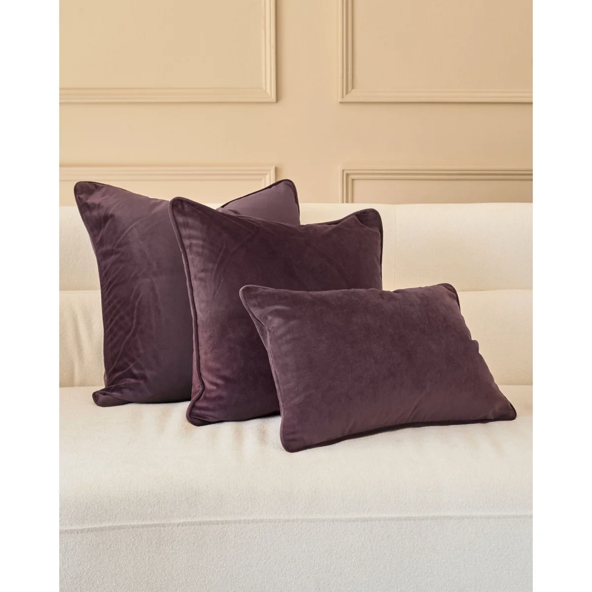 Luca mulberry medium cushion – image 3