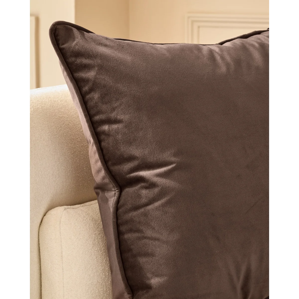 Luca chocolate large cushion – image 5