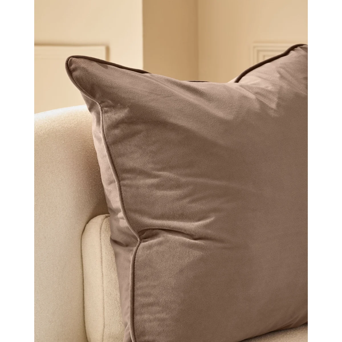 Luca mink large cushion – image 5