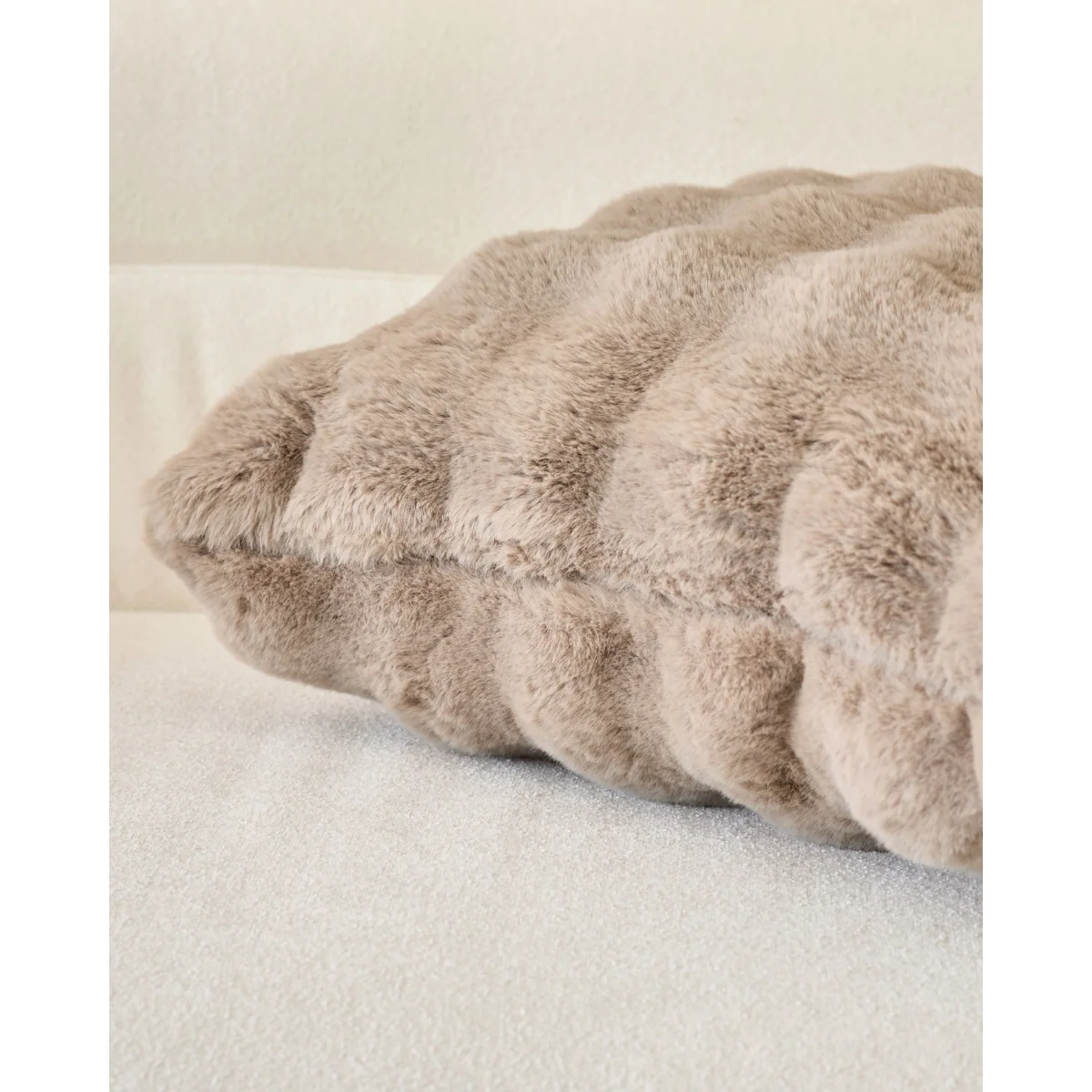 Nova taupe large cushion – image 4