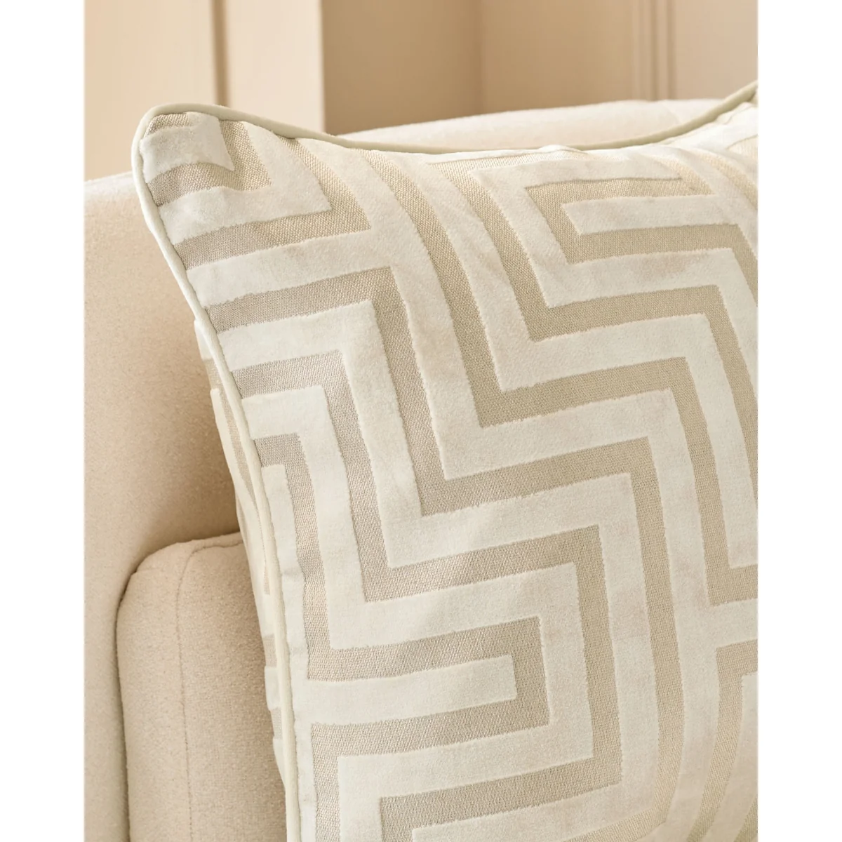 Imani ivory medium cushion – image 3
