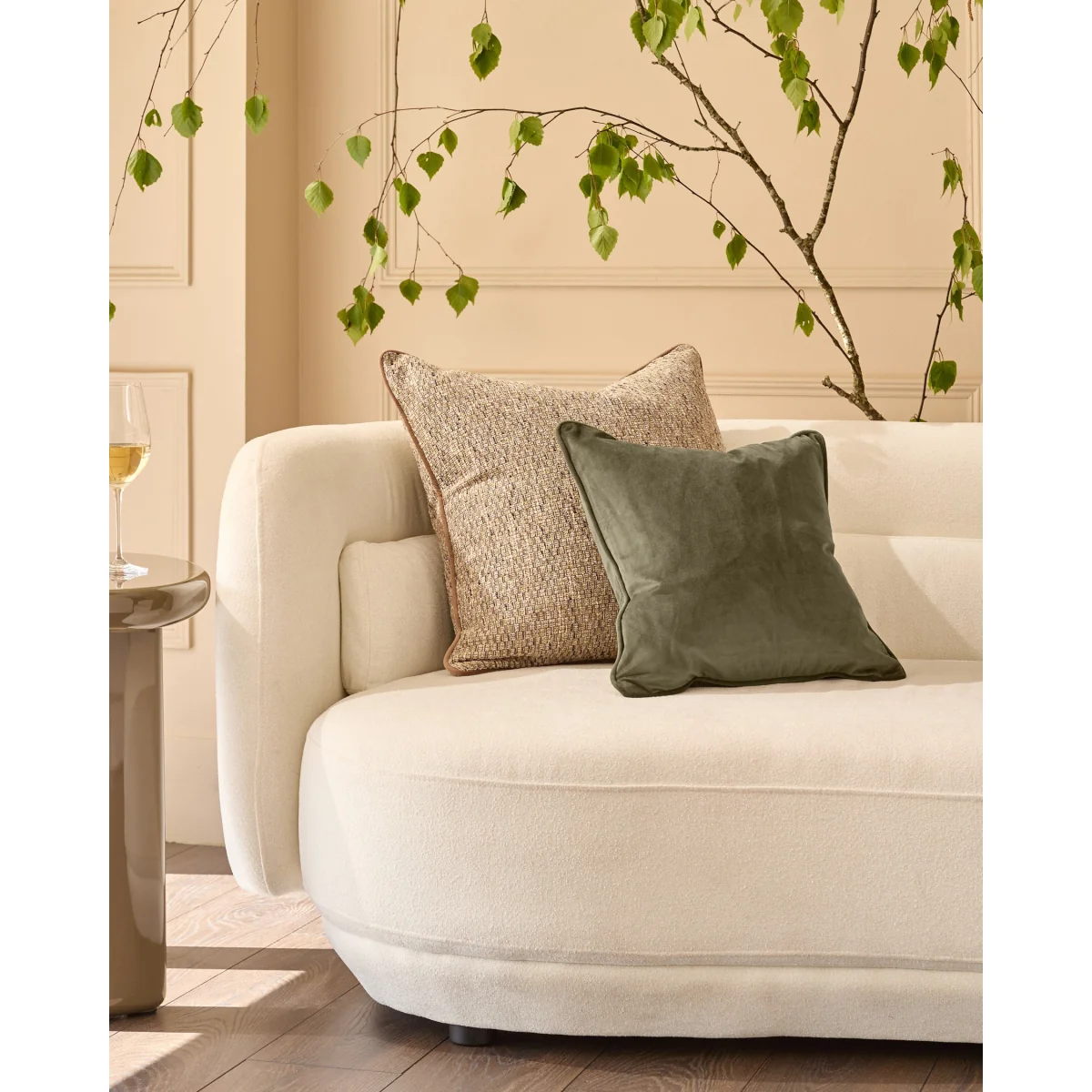Fabian green large cushion – image 2