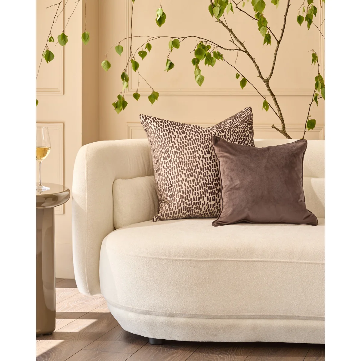 Payton chocolate large cushion – image 2