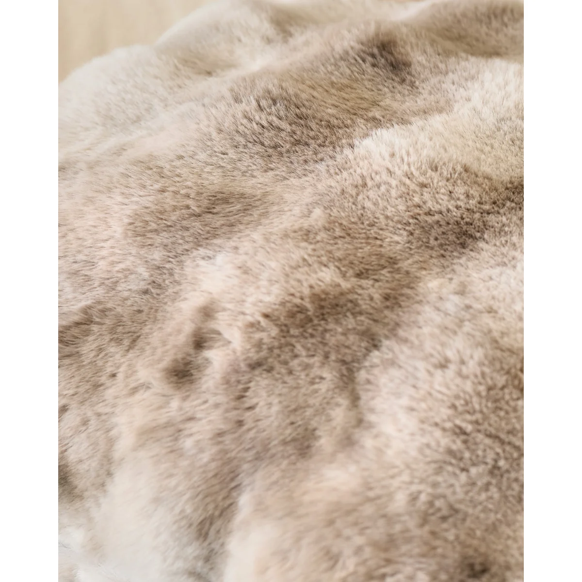 Nova natural large cushion – image 5