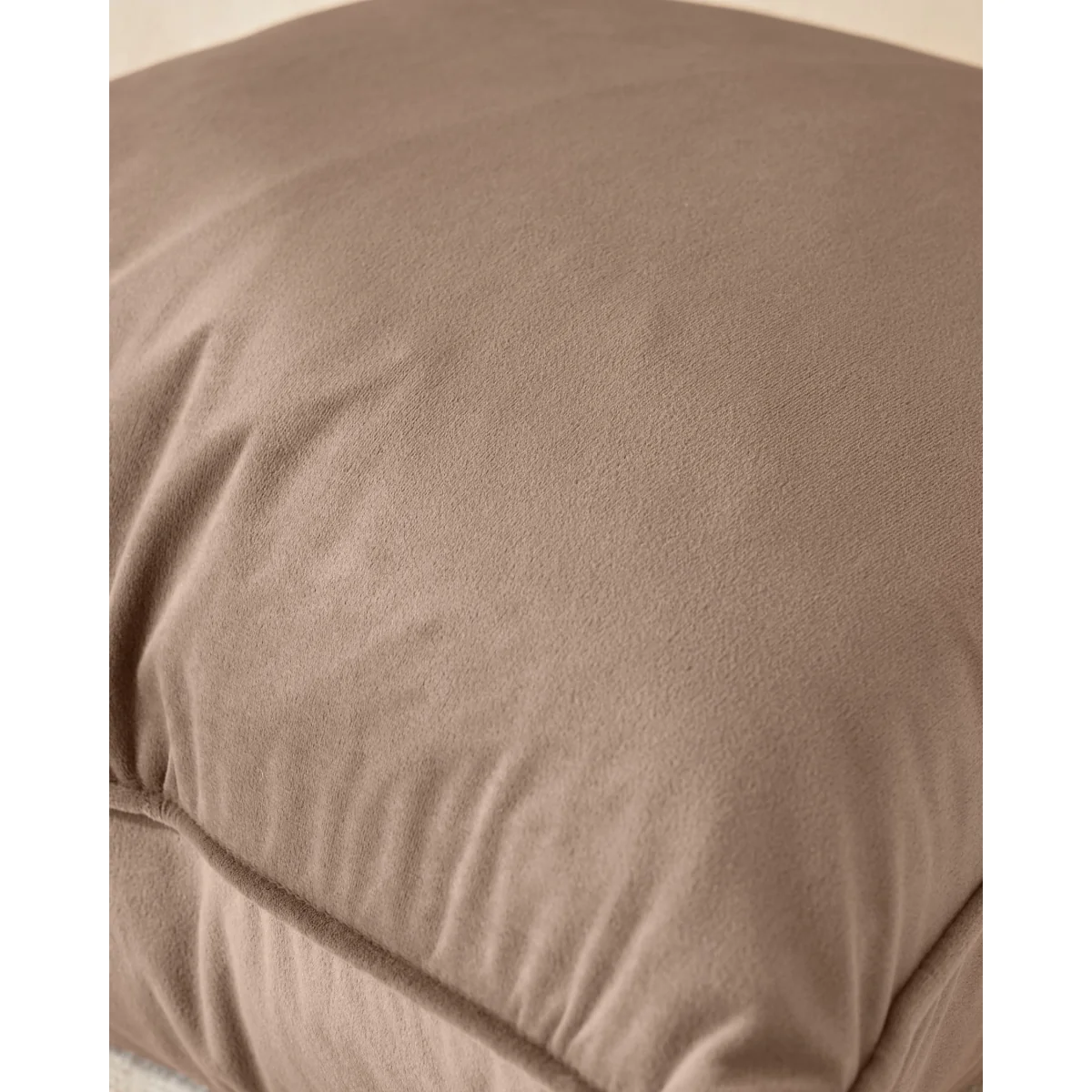 Luca mink rectangle cushion – image 6