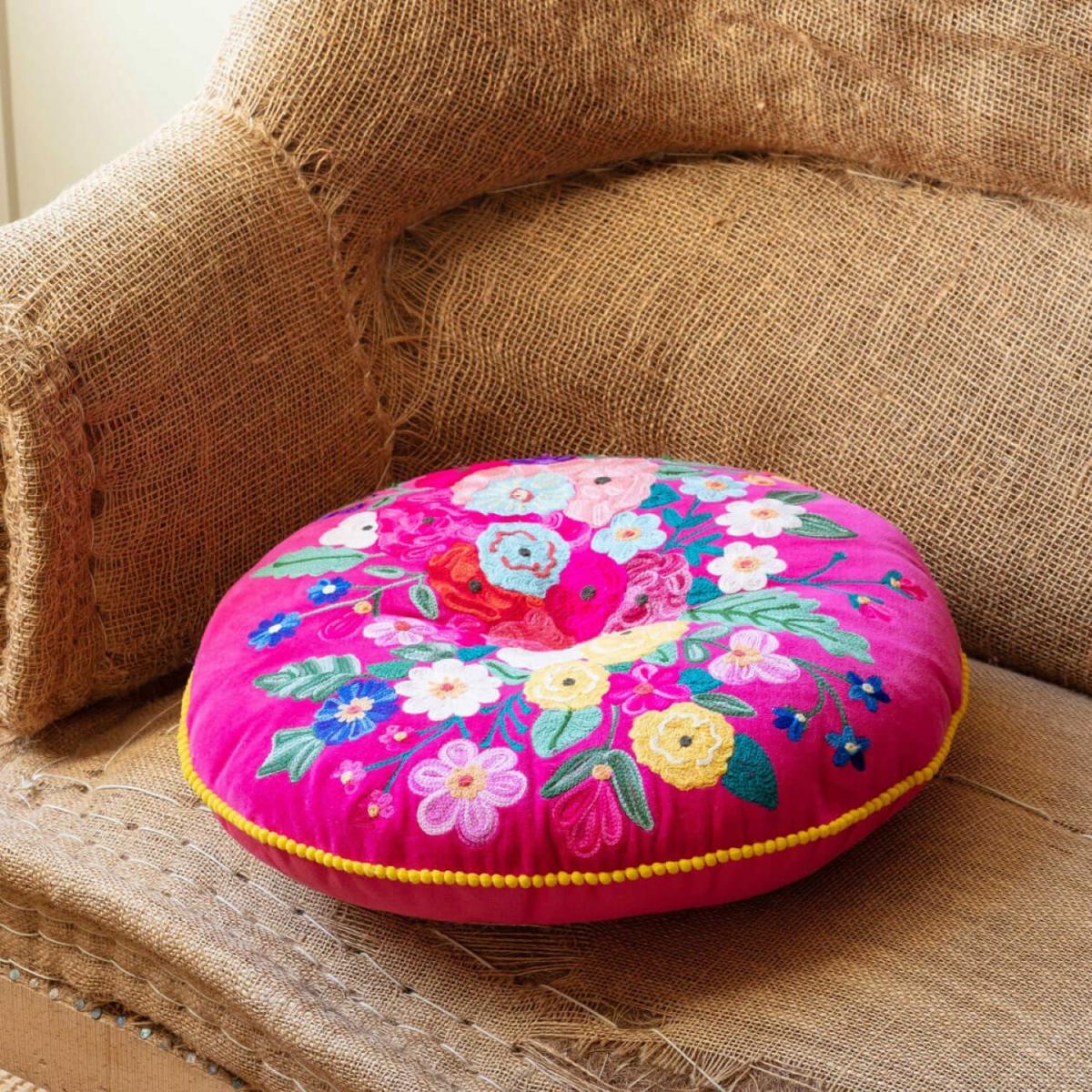Fuchsia Bouquet Round Seat Pad Small – image 5