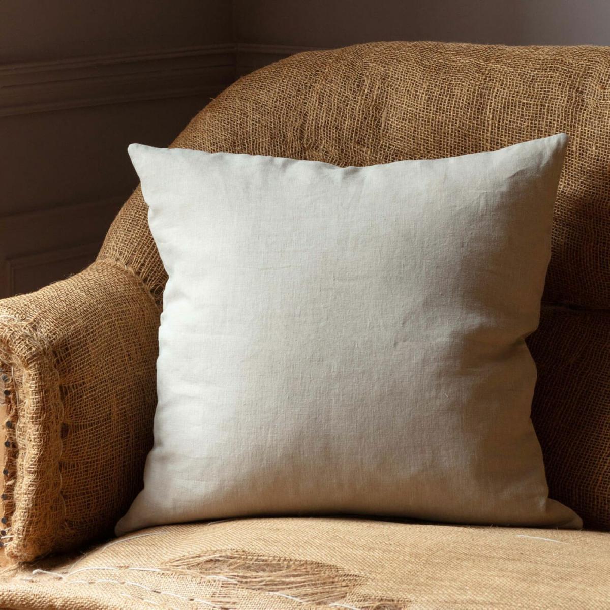 Graham and Green Dark Pink Linen Square Cushion – image 5