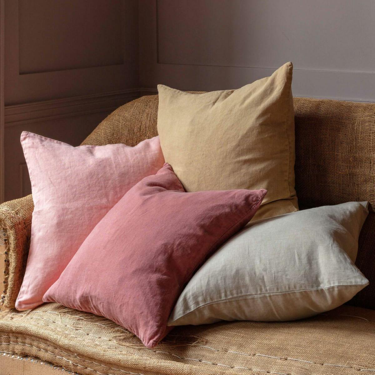 Graham and Green Dark Pink Linen Square Cushion – image 1