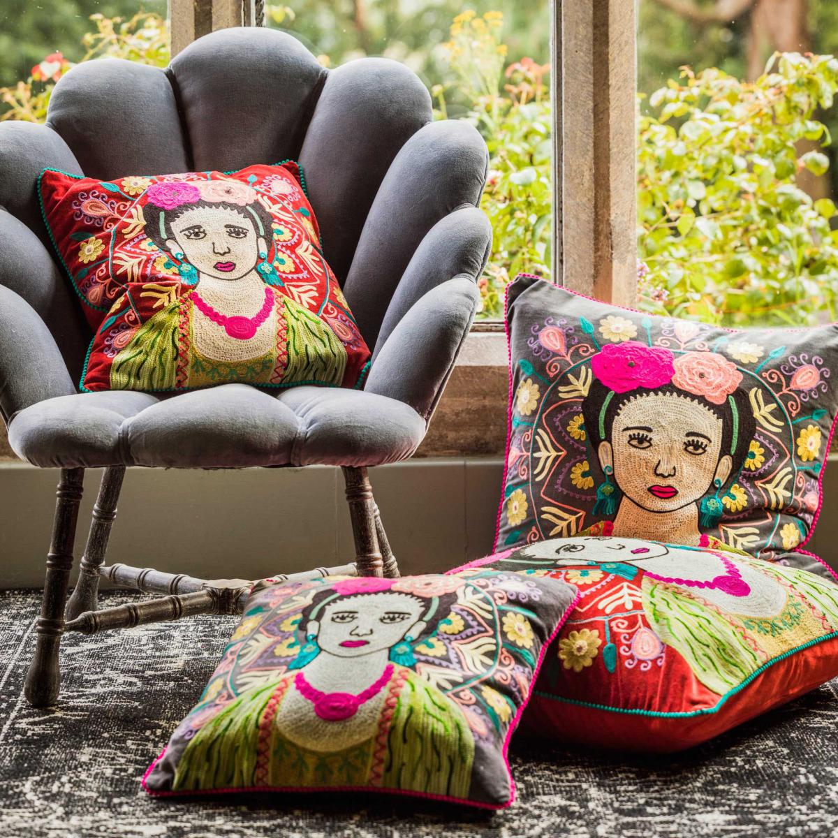 Medium Carnelian Velvet Mexicana Cushion – image 2