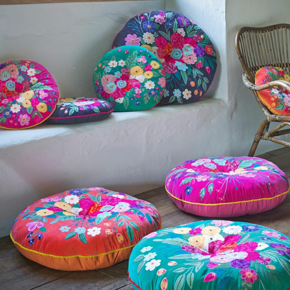 Graham and Green Navy Blue Bouquet Round Seat Pad Large – image 2
