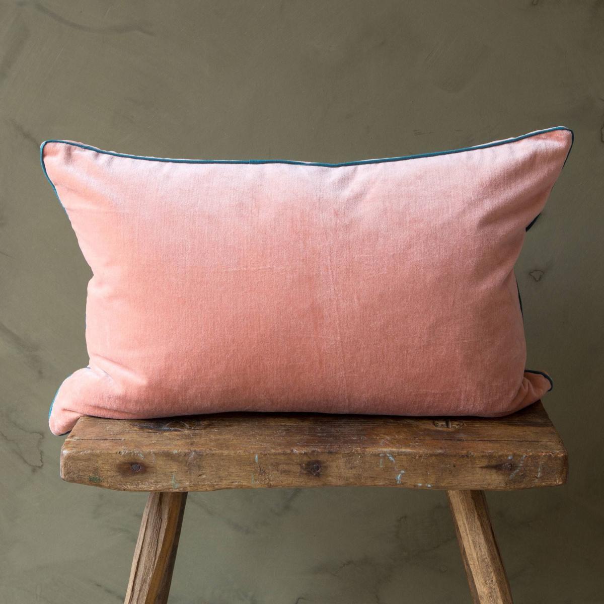 Amara Rectangular Navy Blue Cushion – image 4