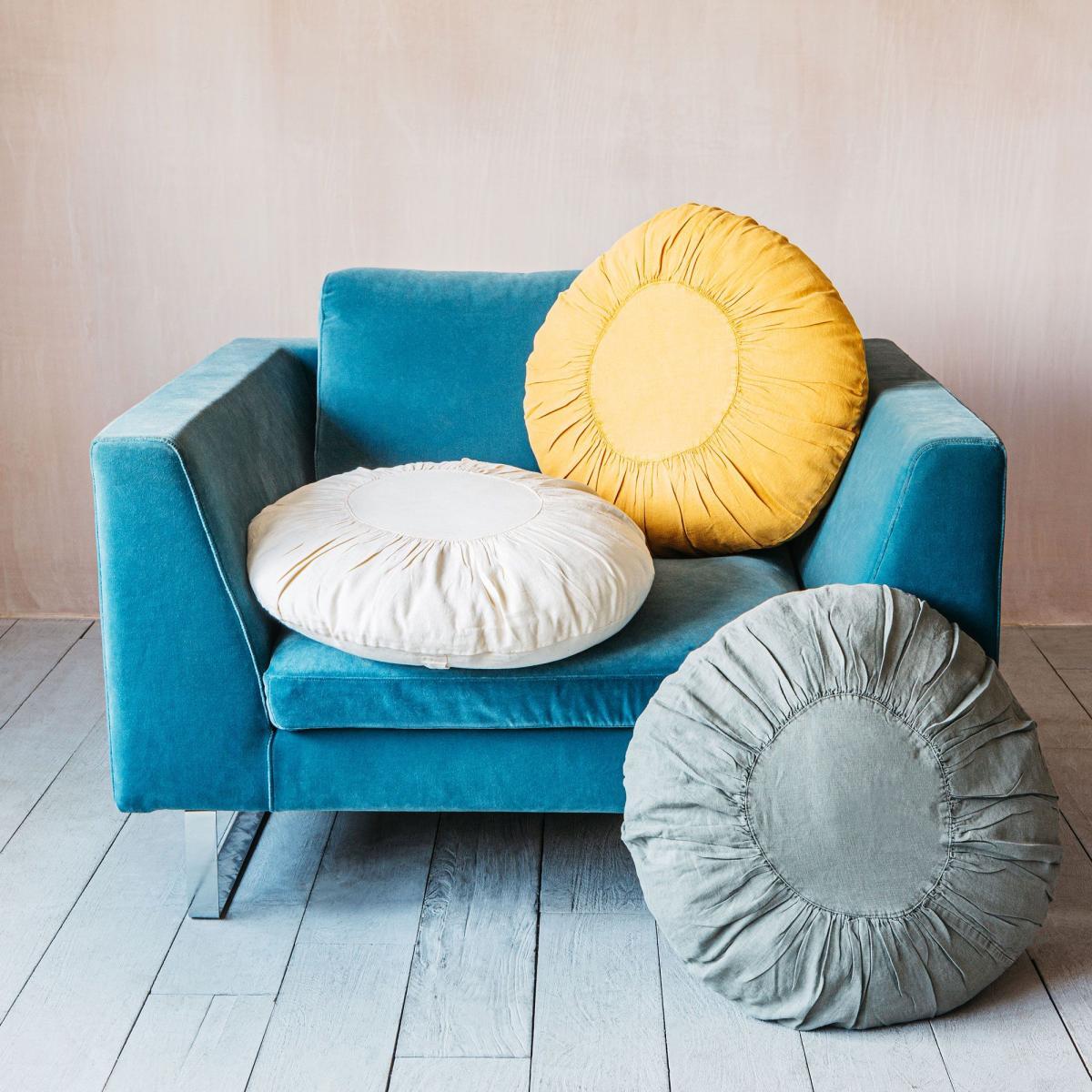 Large Sunflower Round Linen Cushion – image 3