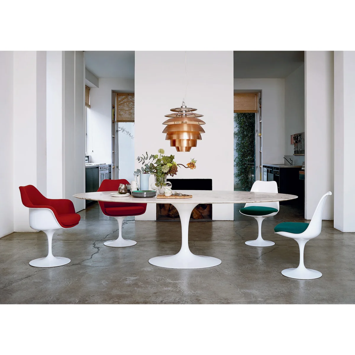 Knoll Saarinen Tulip Chair with Seat Cushion in Tonus 130 – image 3