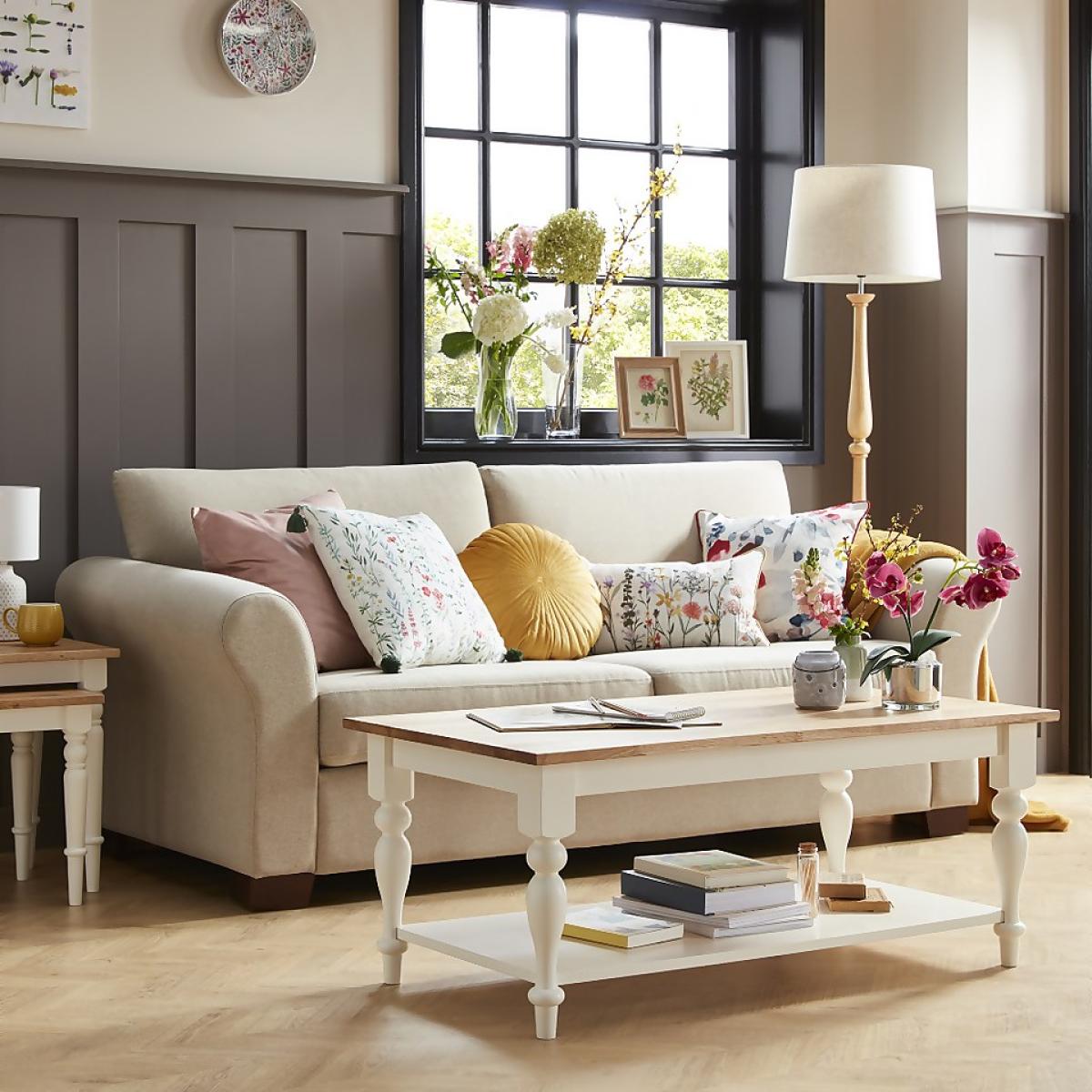 Disty Printed Floral Cushion - Sage – image 2