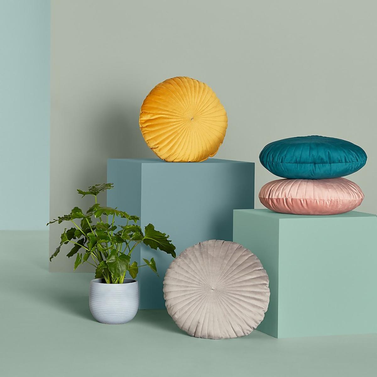 Round Velvet Cushion - Blush - 45cm – image 3