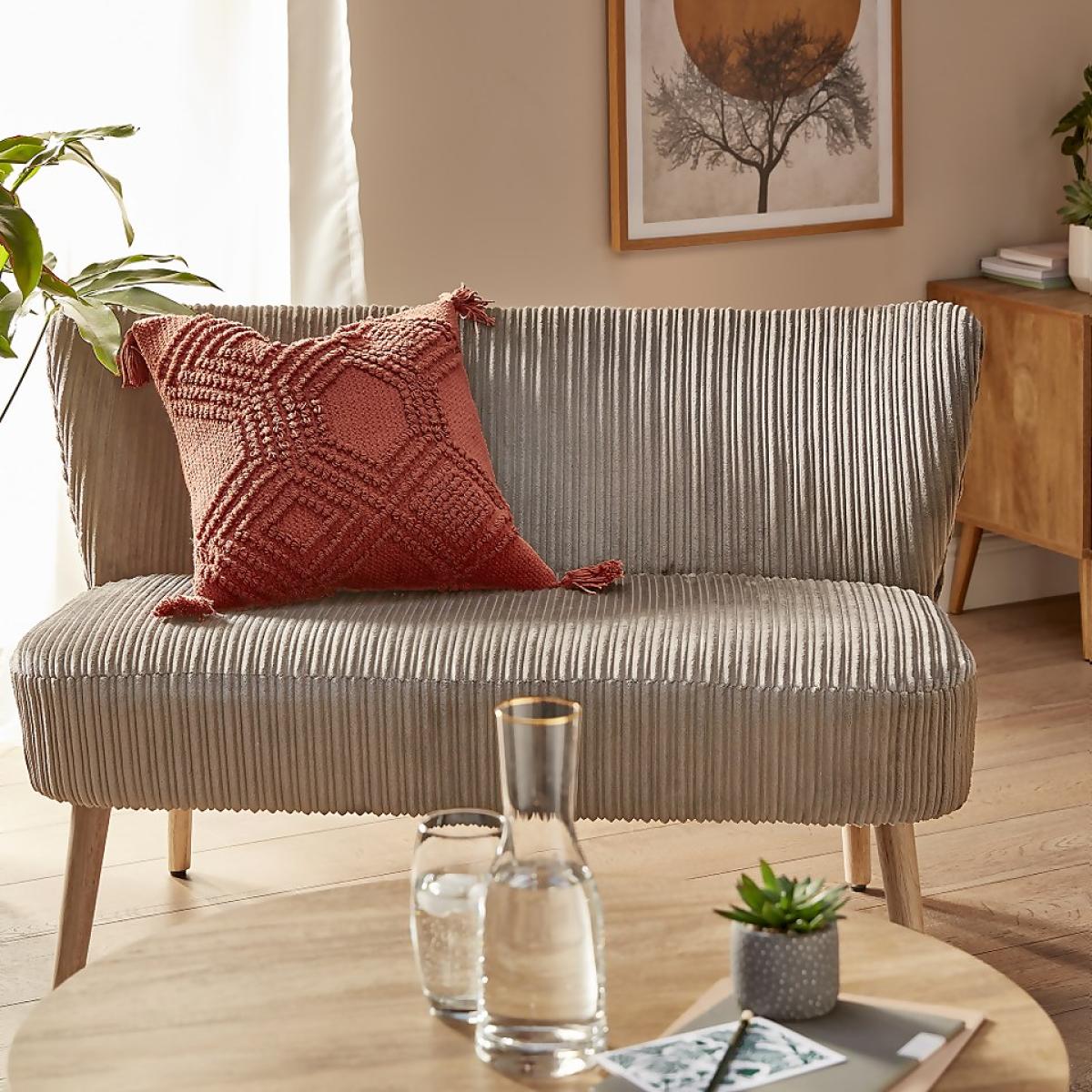 Knot Tassle Cushion - 45x45cm - Teracotta – image 2