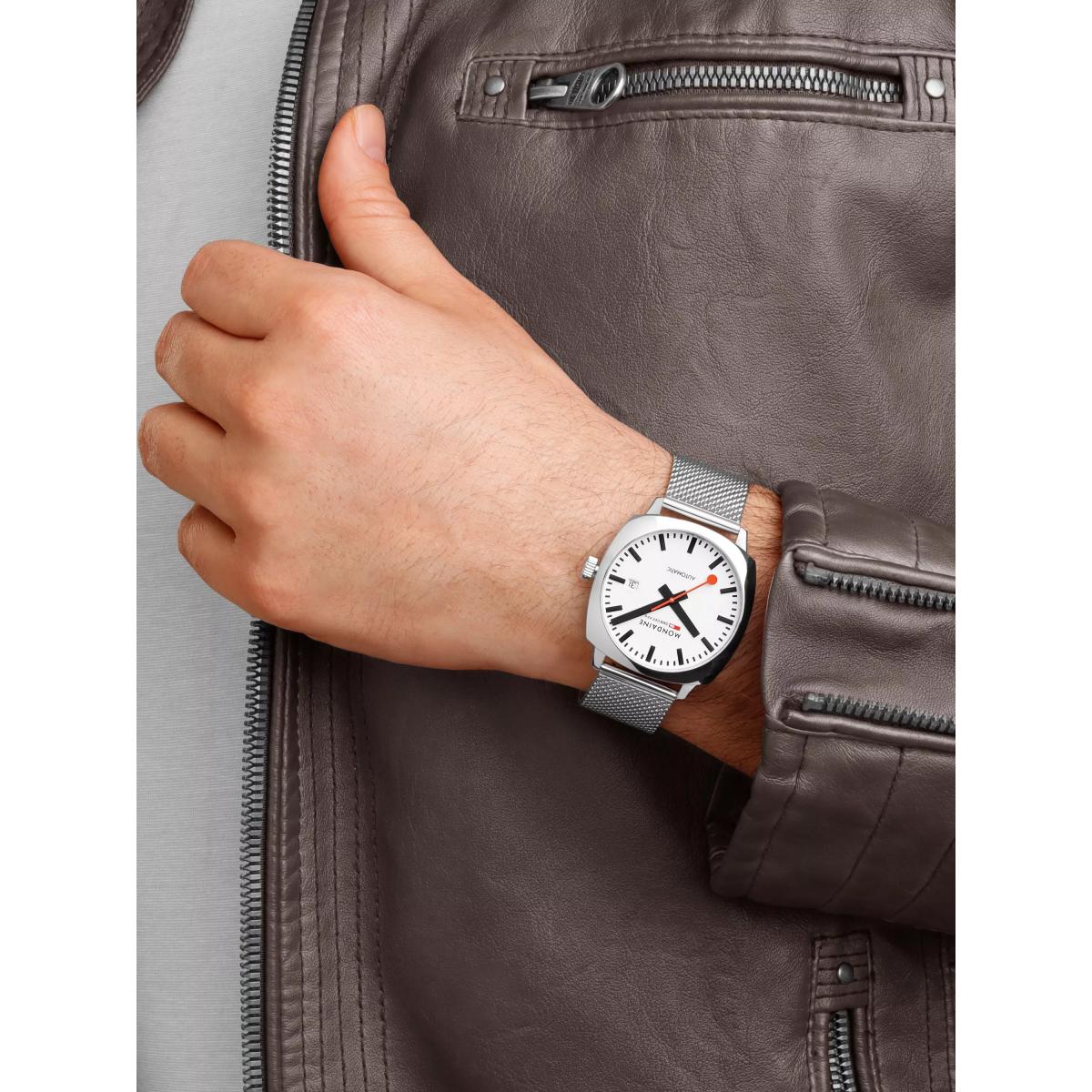 Mondaine Men's Cushion Automatic MSL3961BLBV Bracelet Strap Watch, Silver – image 5