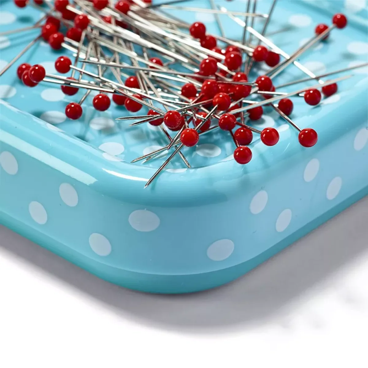 Prym Love Magnetic Glasshead Pins and Cushion – image 3